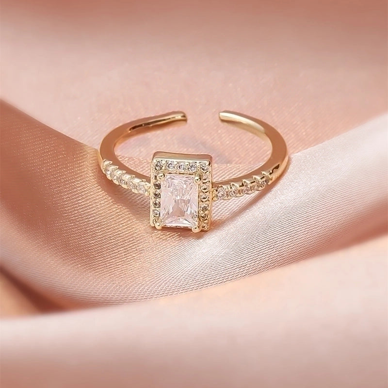Regal Solitaire